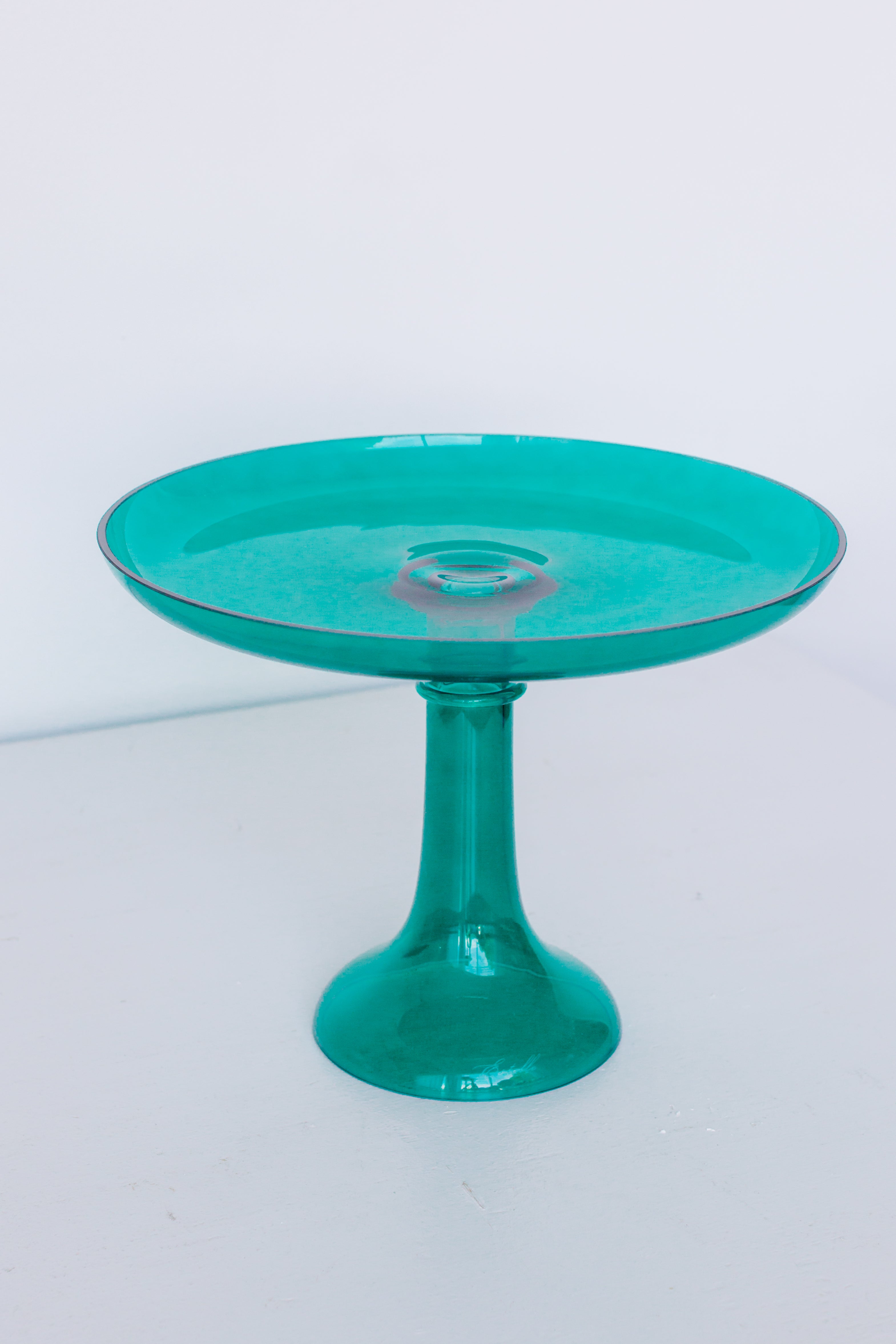 Central-indentation Flared-base Stemmed Cake Stand with Dome