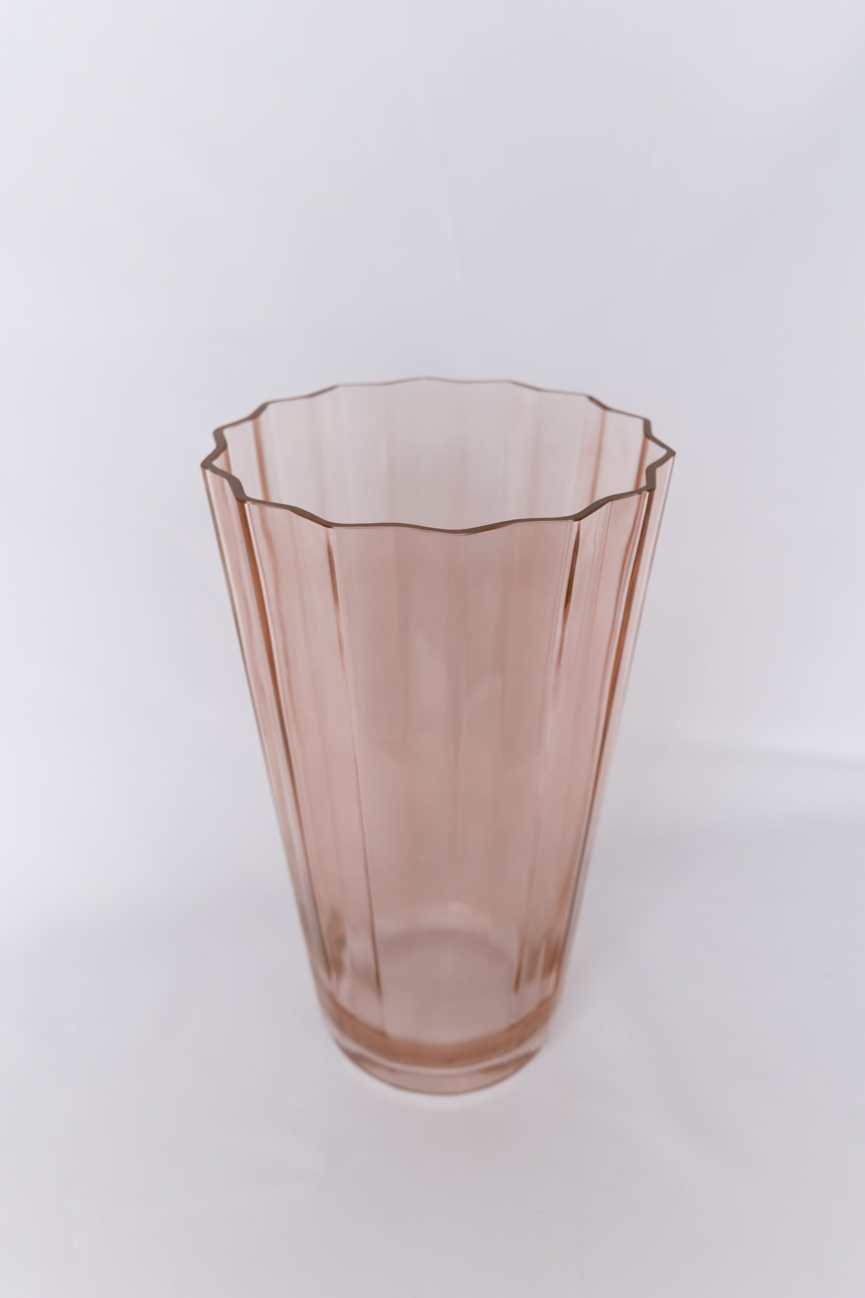 Vertically-fluted Scalloped-Rim Decorative Vase