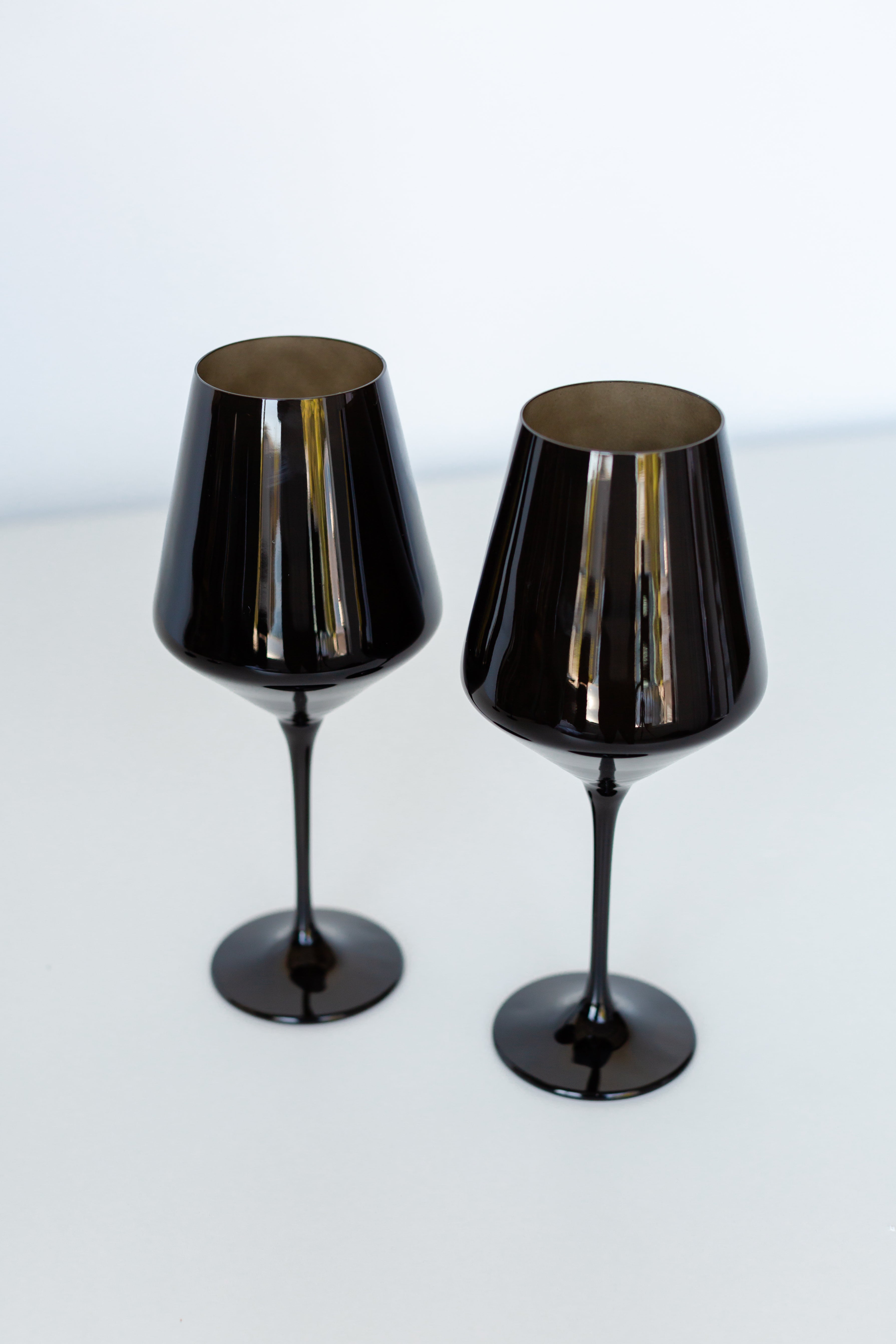 Modern Aerodynamic Stemmed Wine Glass Set of 2