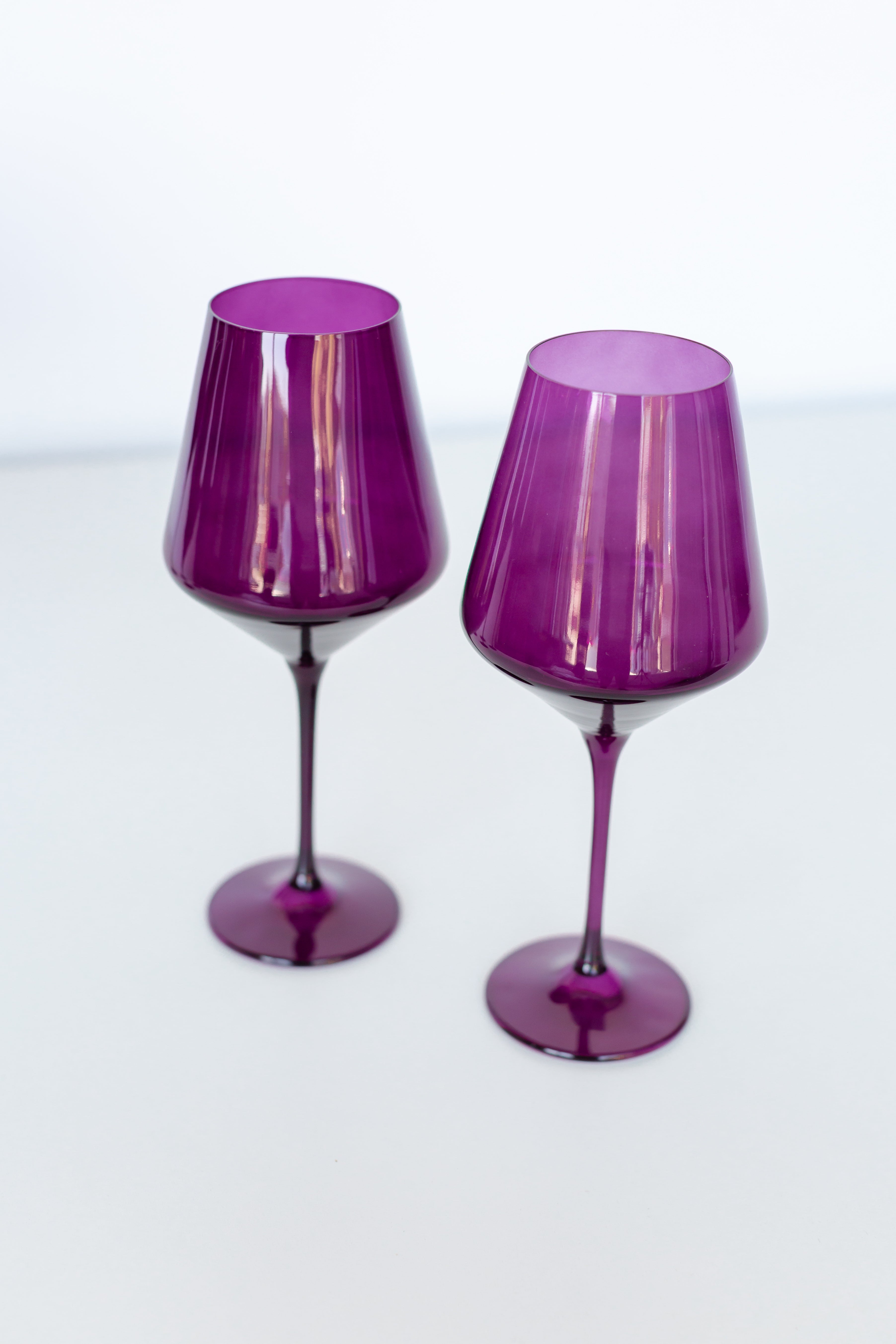 Textured Modern Tapered Stemmed Wine Glass Set